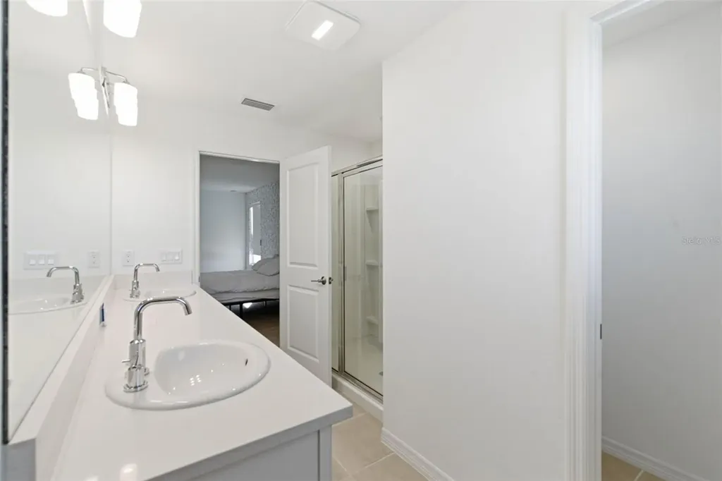 5905 Laurelcrest Glen Palmetto FL 34221