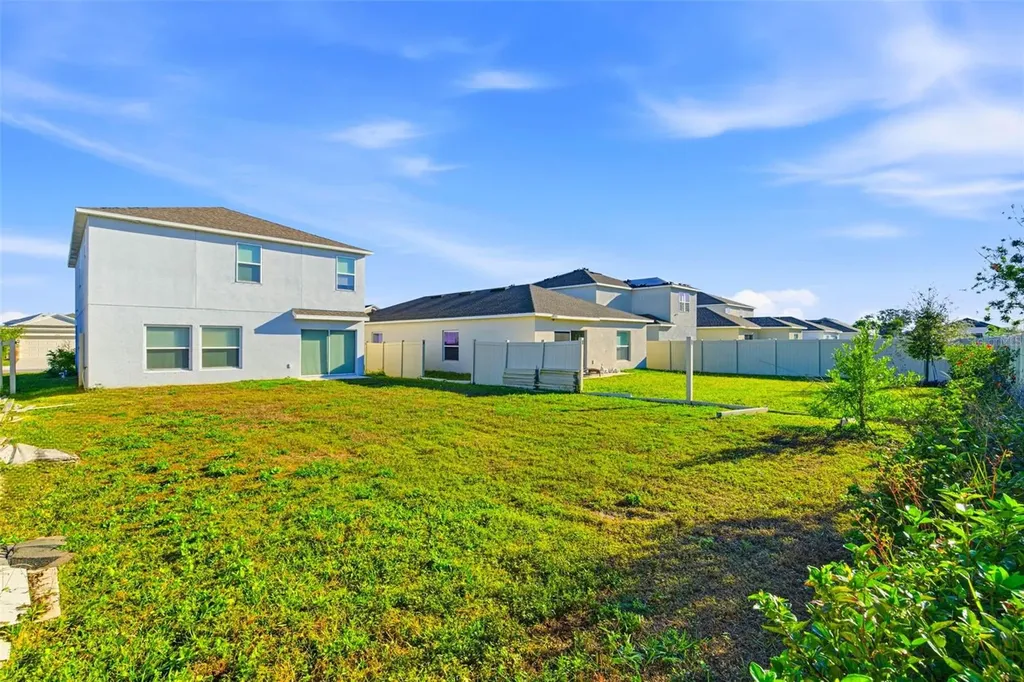 5905 Laurelcrest Glen Palmetto FL 34221
