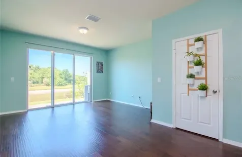8951 Turnstone Haven Place Tampa FL 33619