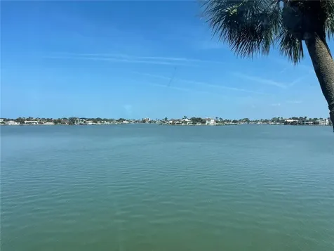 7910 Sun Island Drive S South Pasadena FL 33707