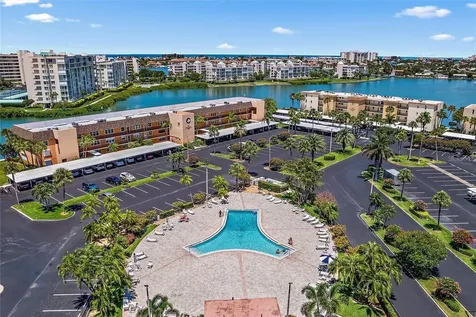 7910 Sun Island Drive S South Pasadena FL 33707