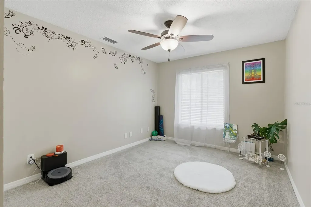 654 Lake Villas Drive Altamonte Springs FL 32701
