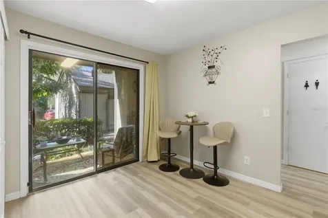 654 Lake Villas Drive Altamonte Springs FL 32701