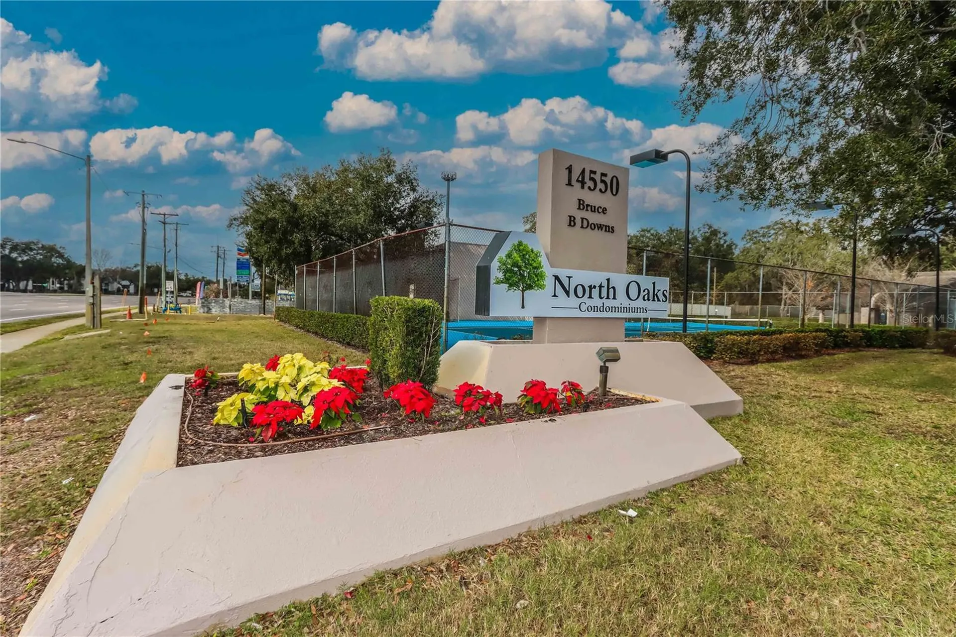 4009 Nestle Oaks Place Tampa FL 33613