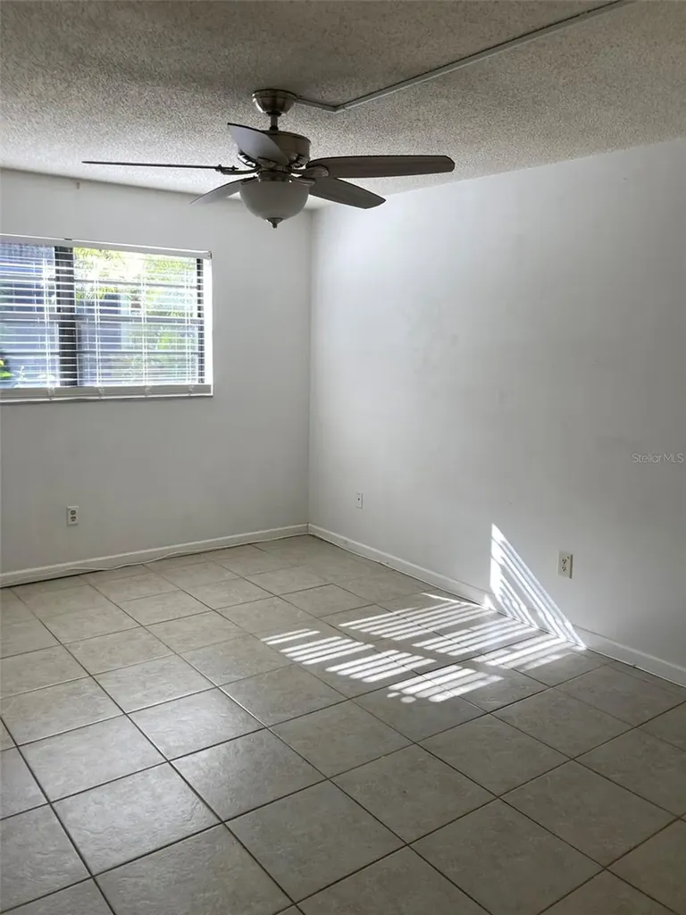 5975 N Terrace Park Drive N St Petersburg FL 33709