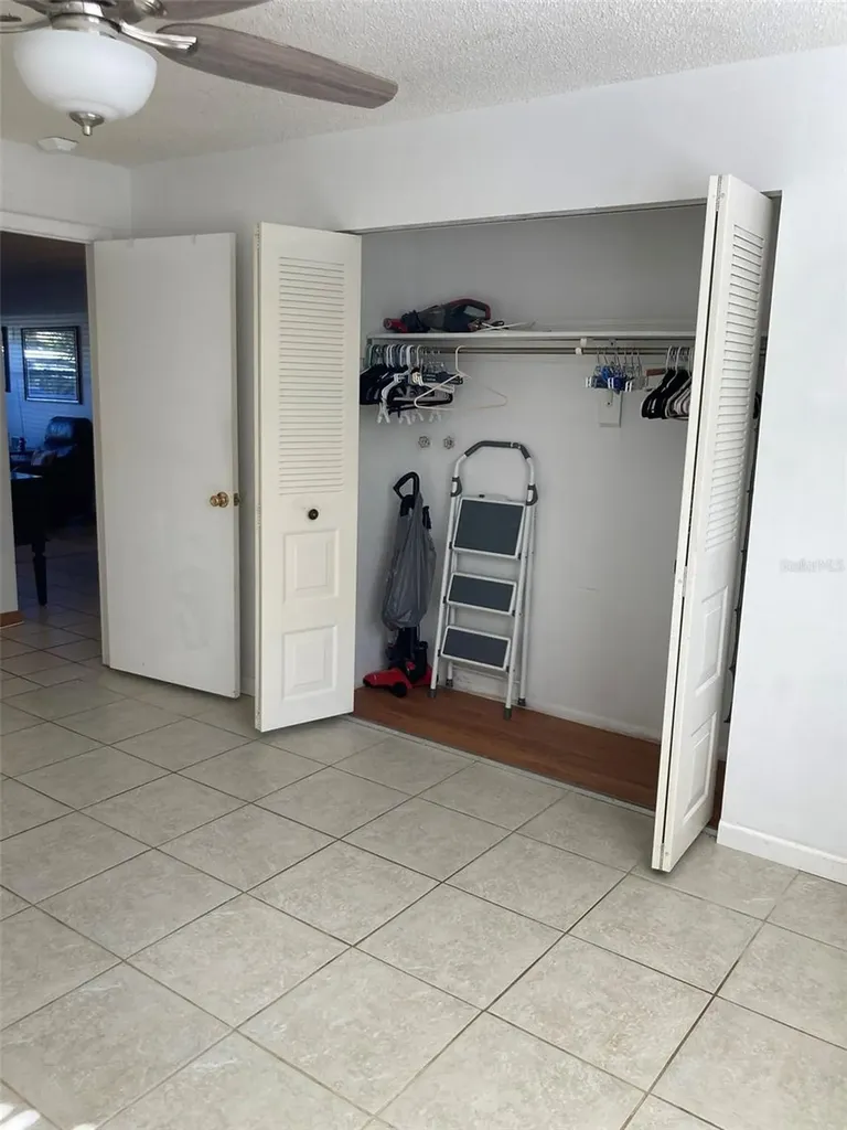 5975 N Terrace Park Drive N St Petersburg FL 33709