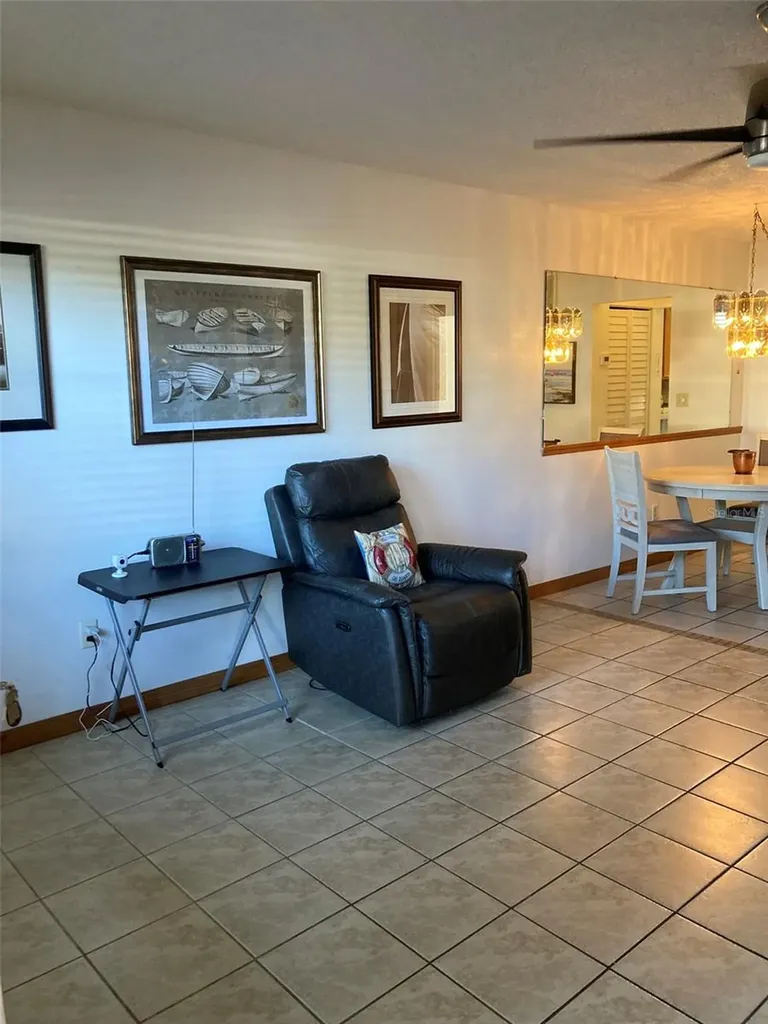 5975 N Terrace Park Drive N St Petersburg FL 33709