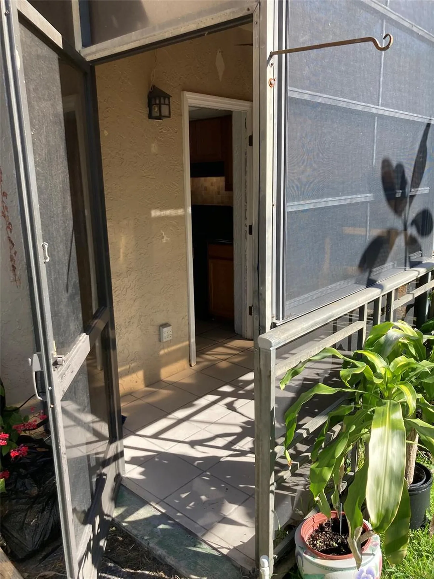 5975 N Terrace Park Drive N St Petersburg FL 33709