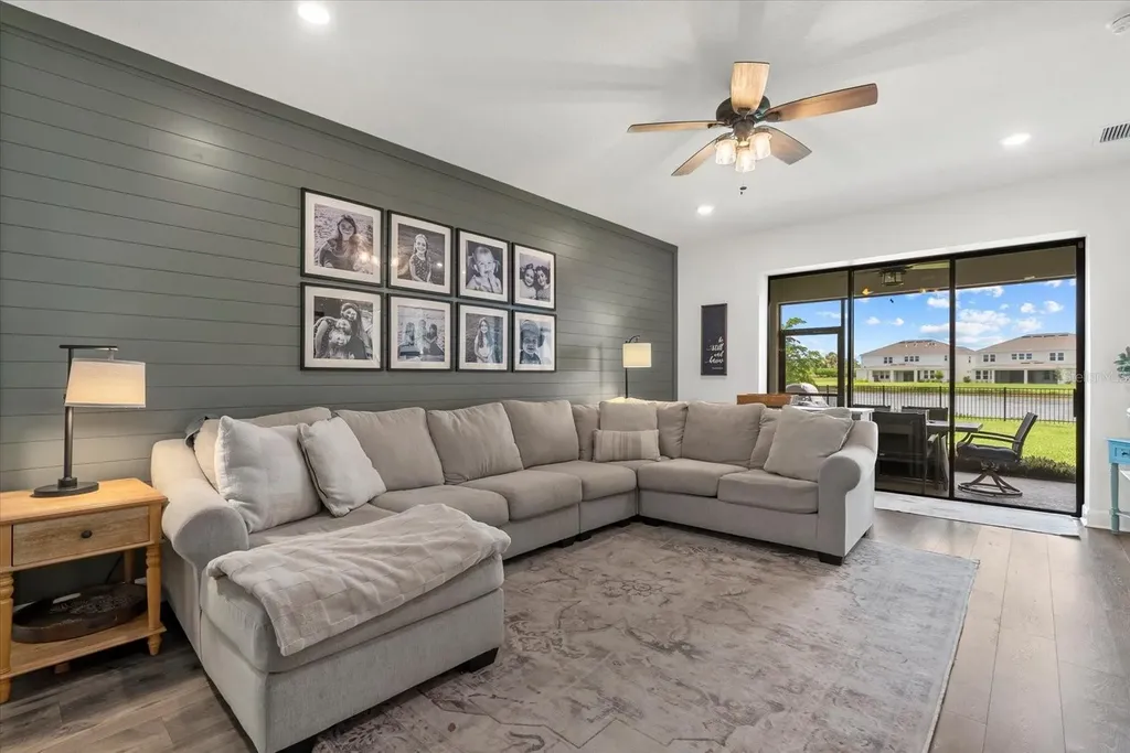 16419 Paynes Mill Drive Lakewood Ranch FL 34211