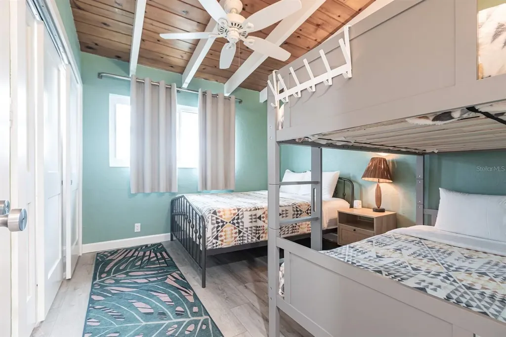 6006 Midnight Pass Road Sarasota FL 34242