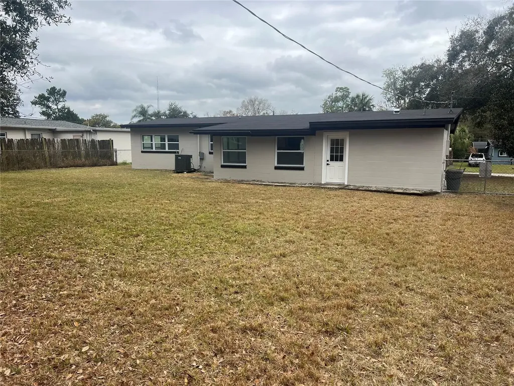 1809 Chase Avenue Sanford FL 32771
