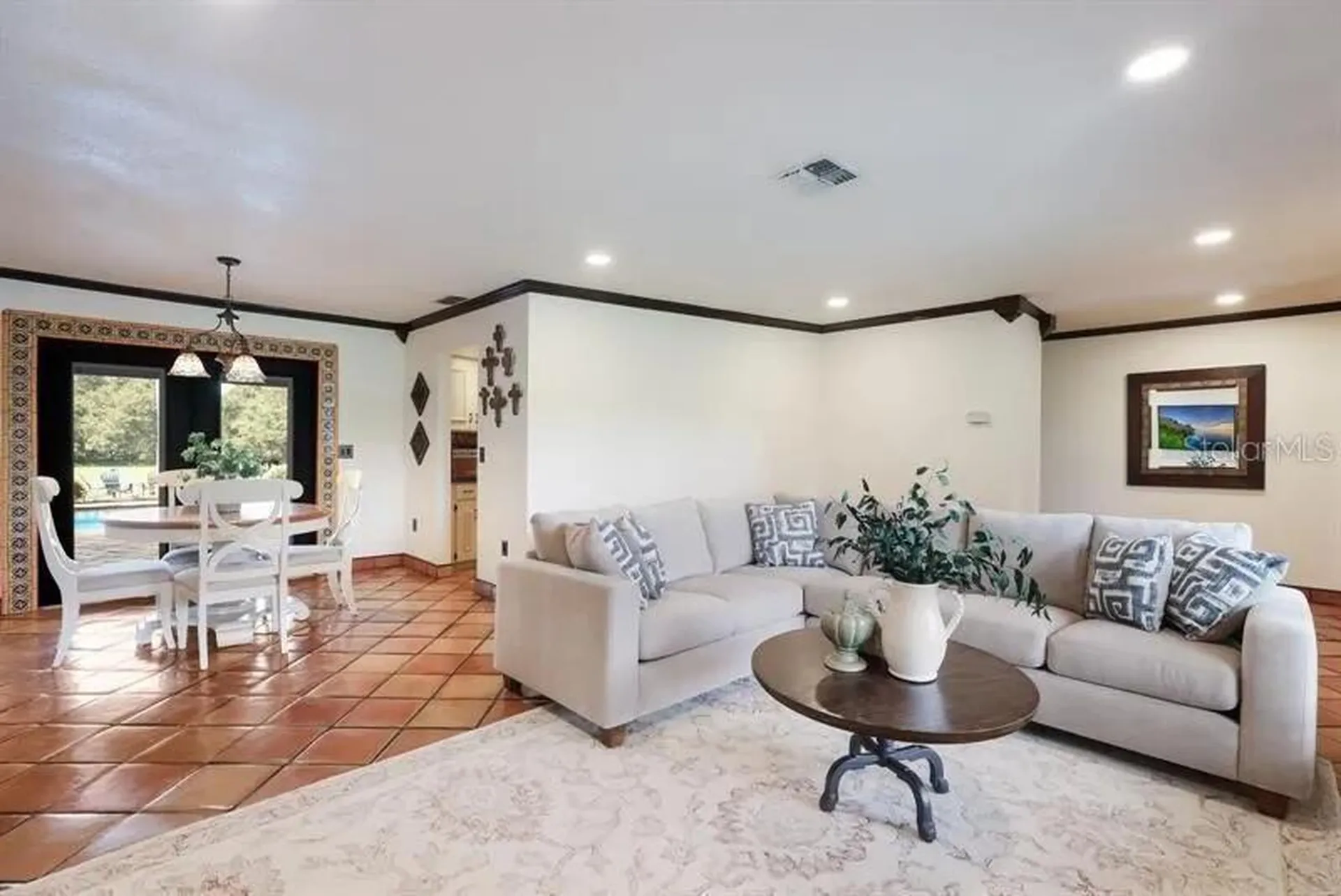 2077 Racimo Drive Sarasota FL 34240