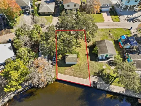 7259 Tropical Drive Weeki Wachee FL 34607