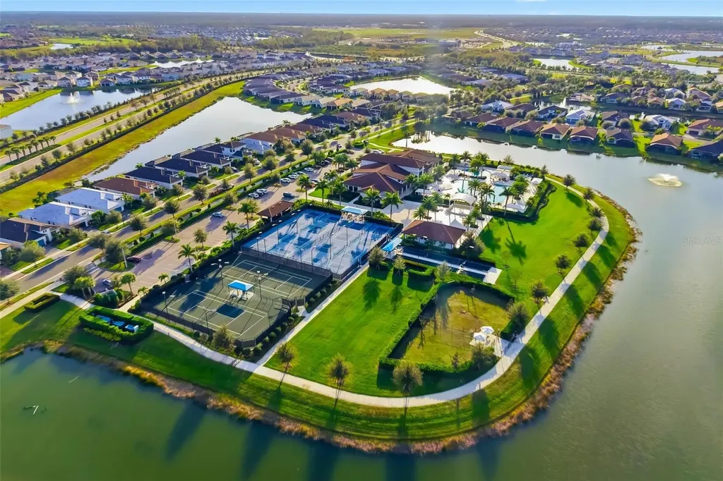 5244 Barnett Circle Bradenton FL 34211