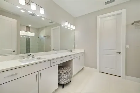 5244 Barnett Circle Bradenton FL 34211