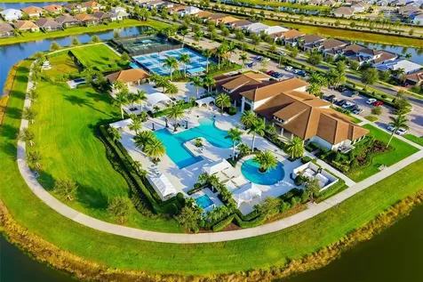 5244 Barnett Circle Bradenton FL 34211