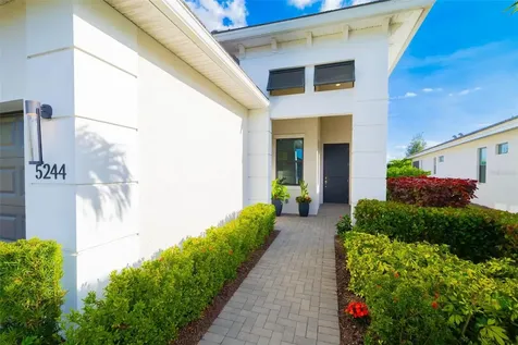 5244 Barnett Circle Bradenton FL 34211