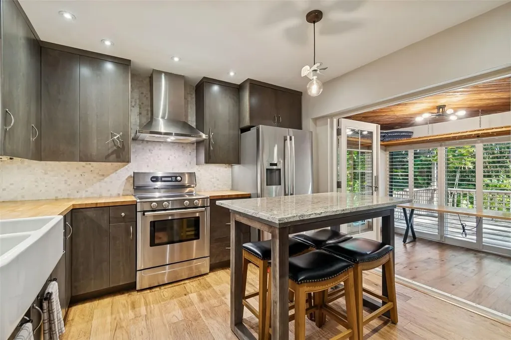 401 Old Mill Pond Road Palm Harbor FL 34683