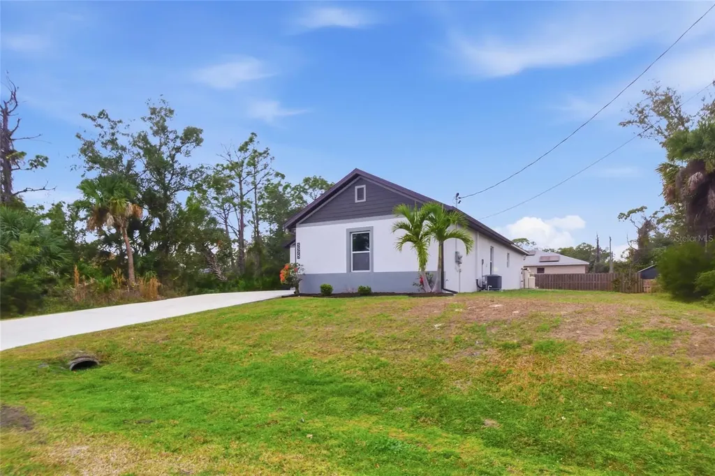 3373 Eagle Pass Street North Port FL 34286