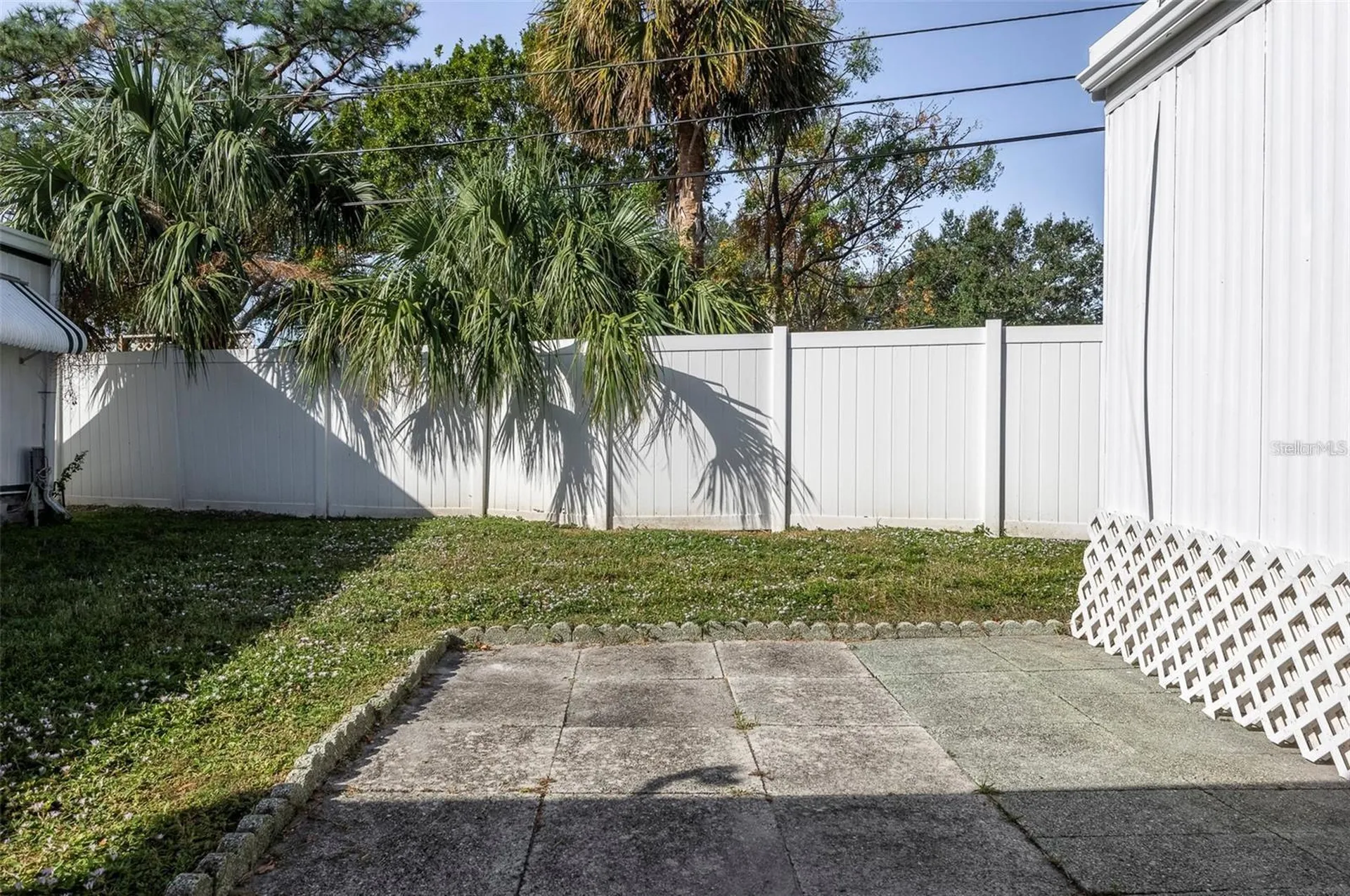 4086 72nd Way N St Petersburg FL 33709
