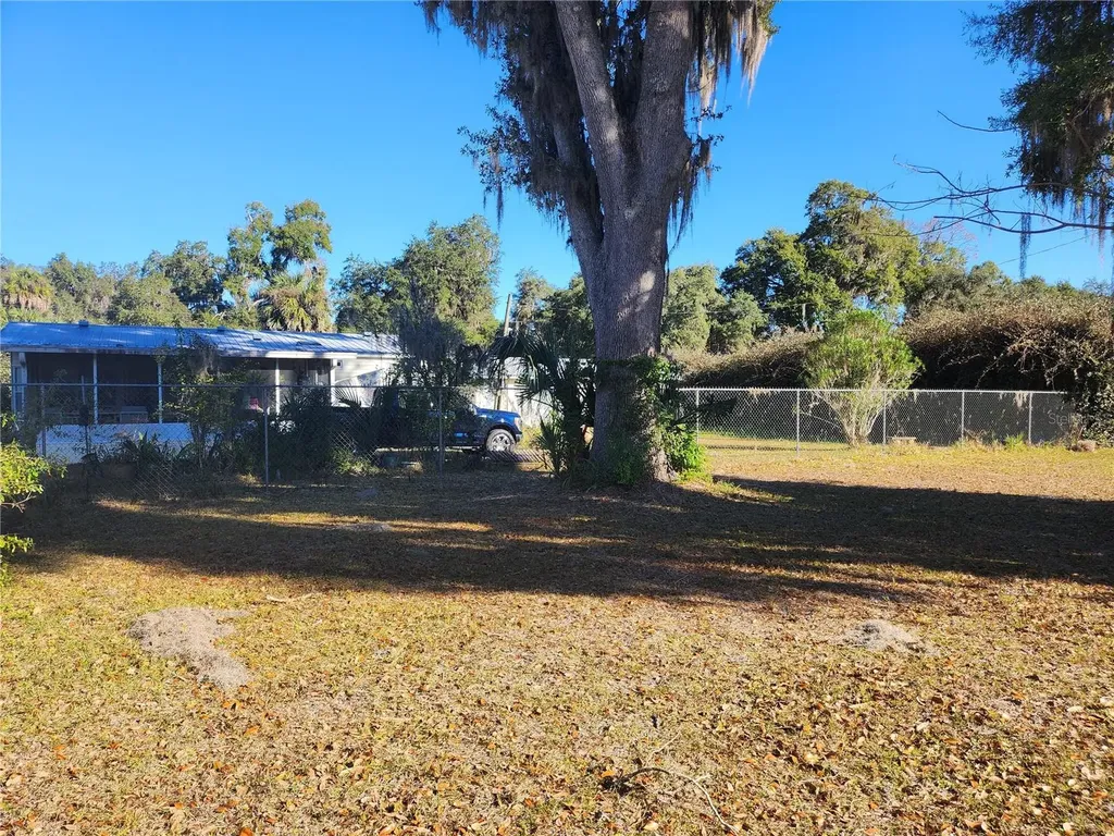 17174 NE 37th Court Citra FL 32113