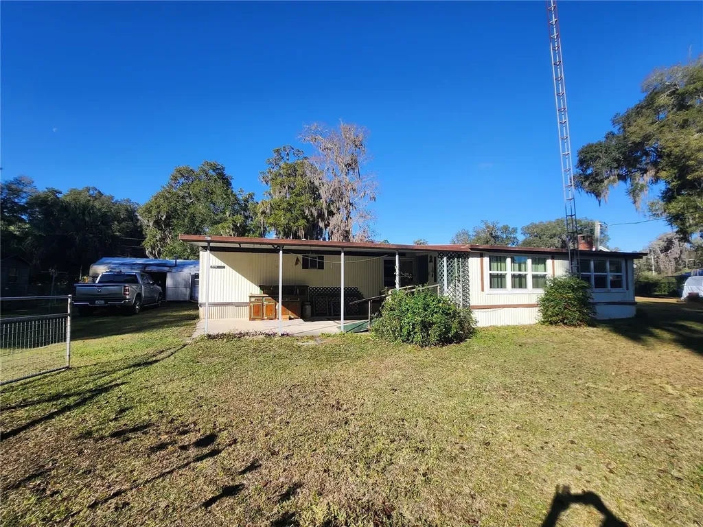 17174 NE 37th Court Citra FL 32113