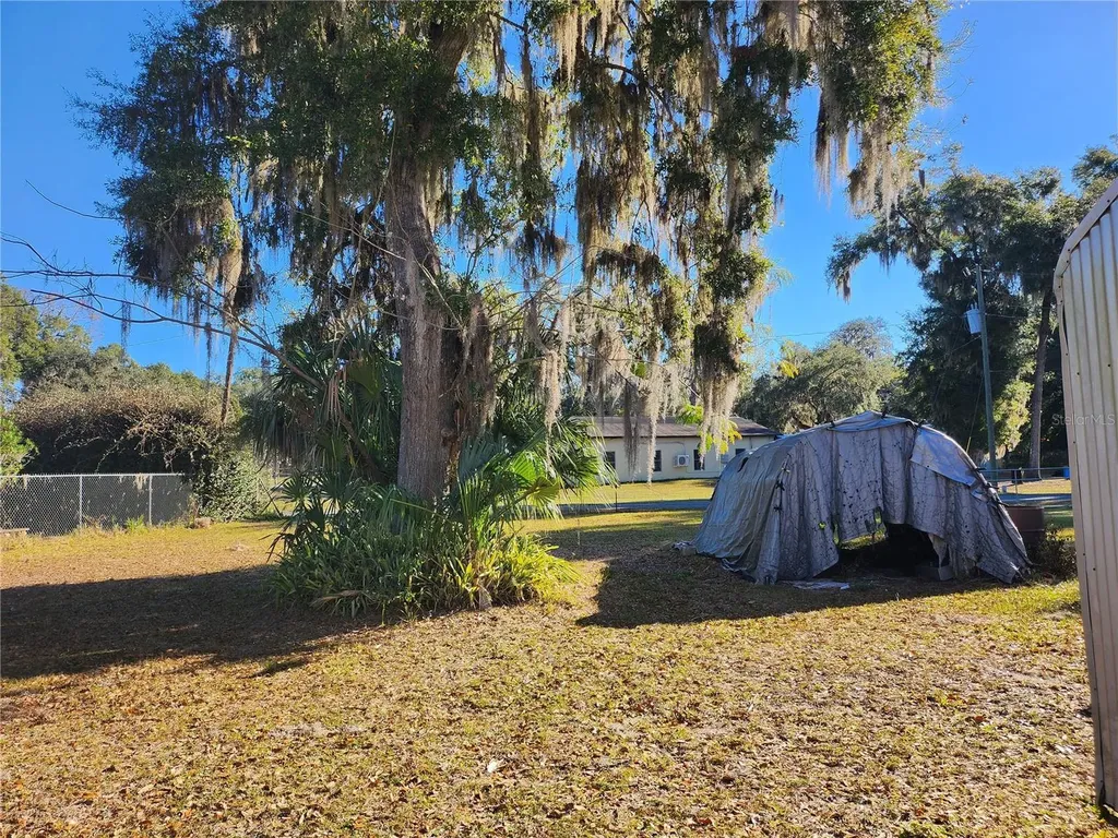 17174 NE 37th Court Citra FL 32113