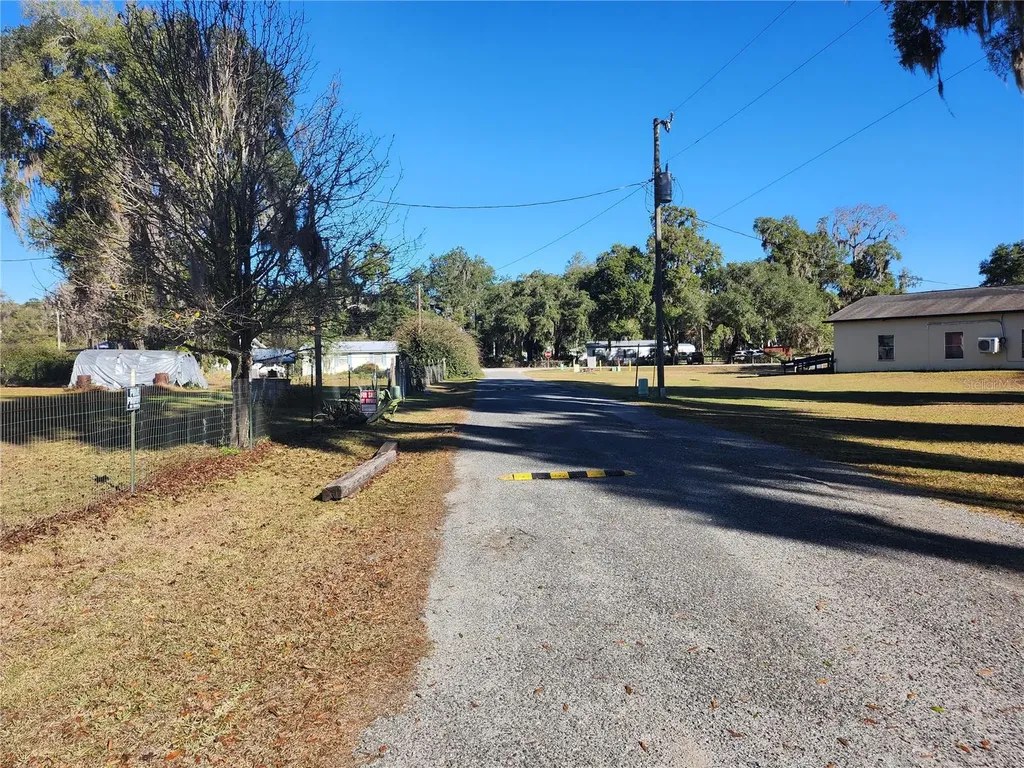 17174 NE 37th Court Citra FL 32113