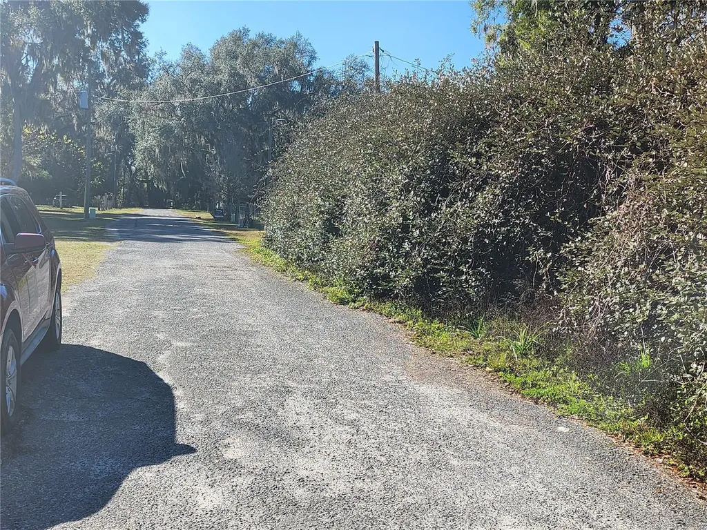 17174 NE 37th Court Citra FL 32113