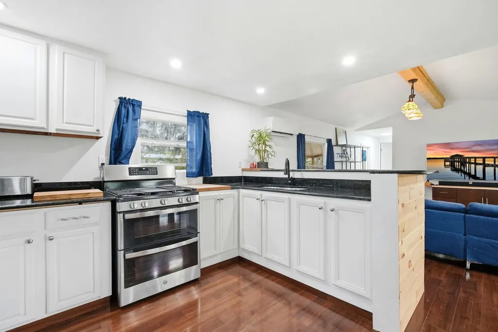 105 Major Lane Crescent City FL 32112