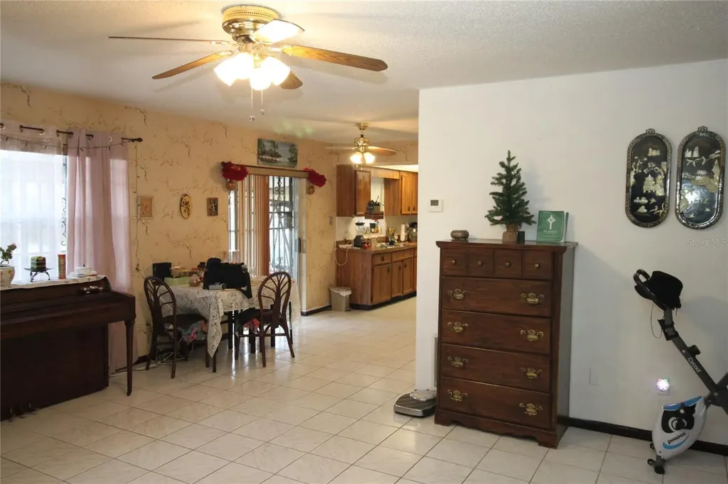 6811 Alpert Drive Orlando FL 32810