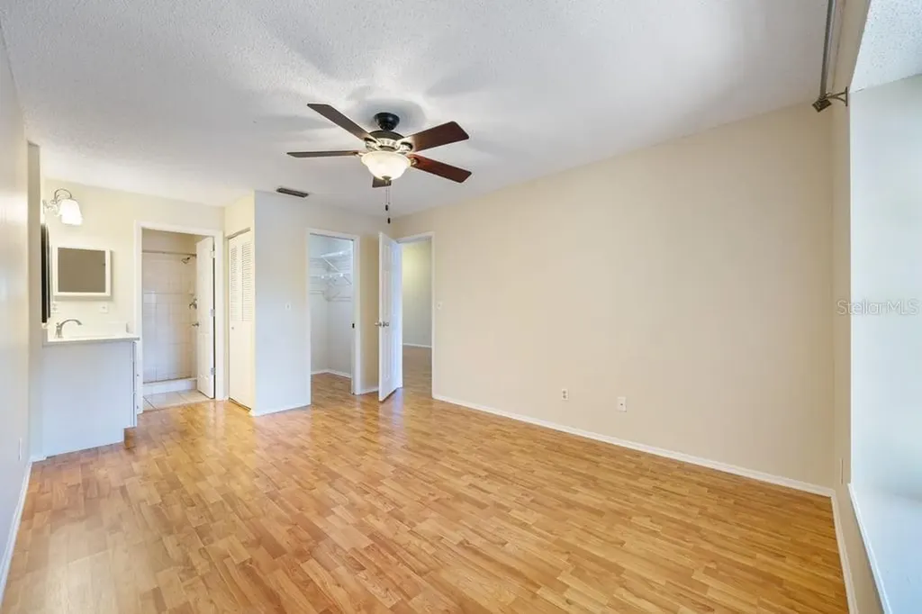 4071 Shoreside Circle Tampa FL 33618