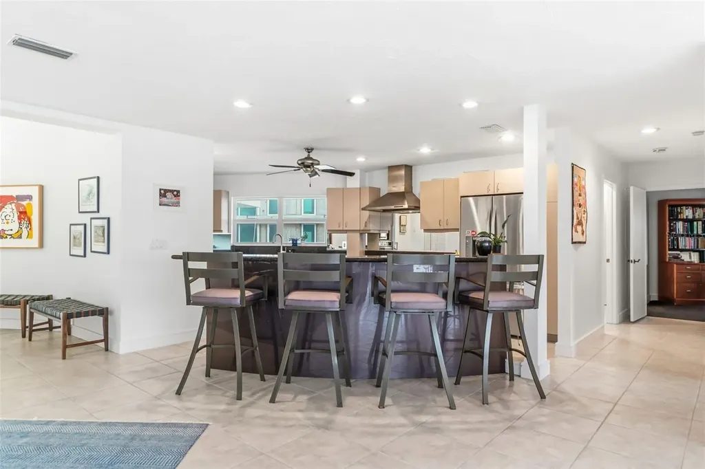 660 Golden Gate Point Sarasota FL 34236