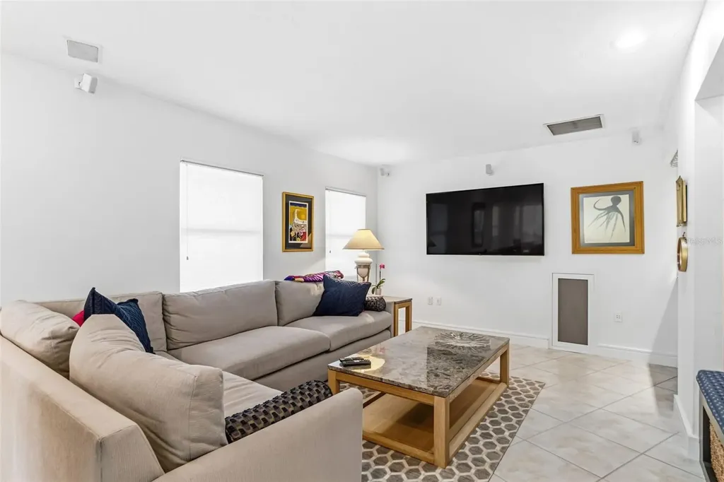 660 Golden Gate Point Sarasota FL 34236