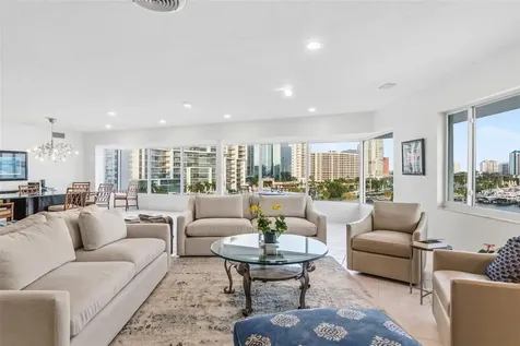 660 Golden Gate Point Sarasota FL 34236