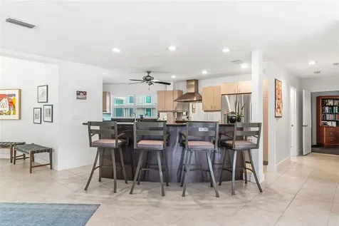 660 Golden Gate Point Sarasota FL 34236