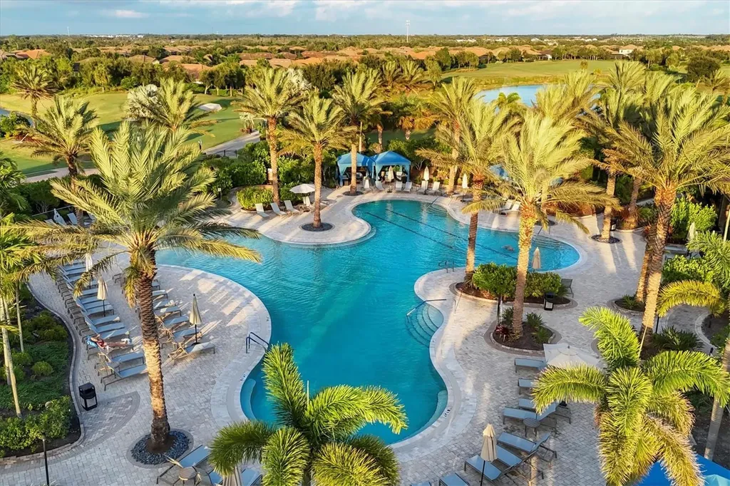 13732 Messina Loop Bradenton FL 34211