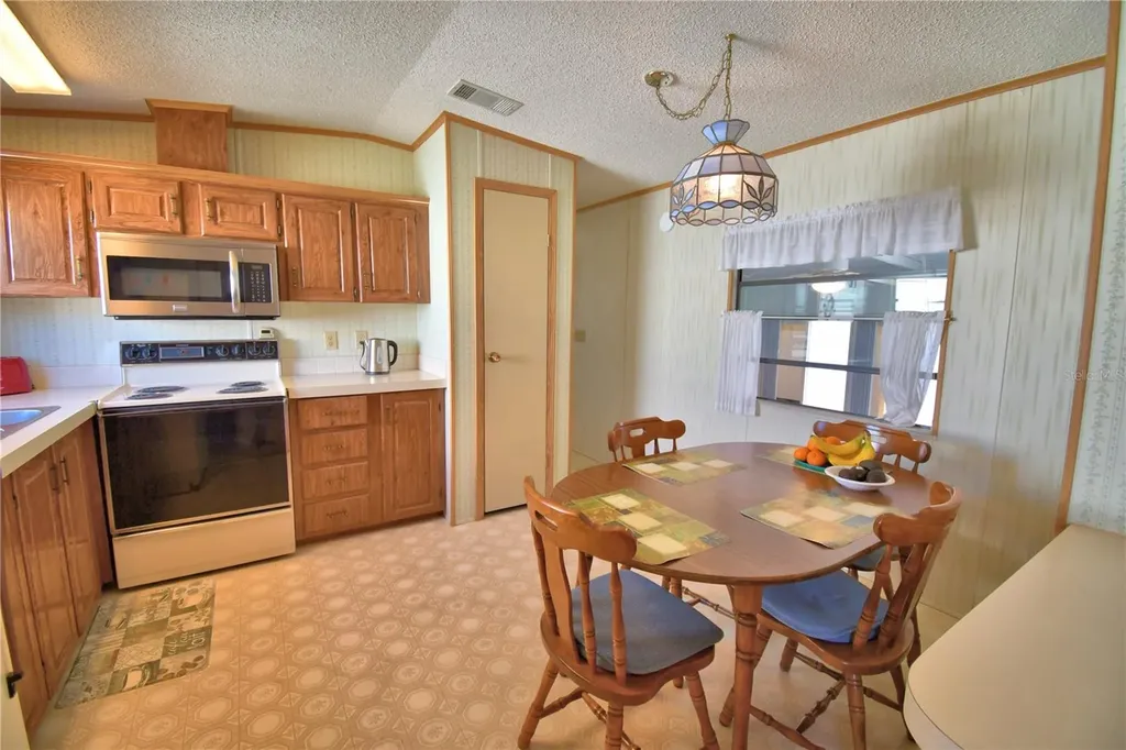 1935 Regina Drive Lake Alfred FL 33850