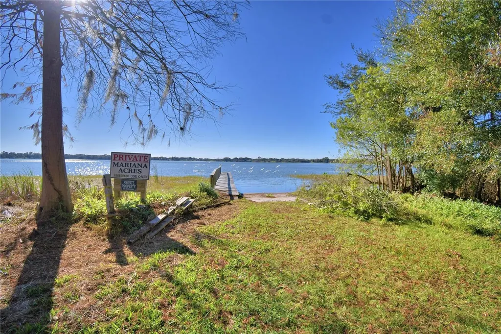 1935 Regina Drive Lake Alfred FL 33850