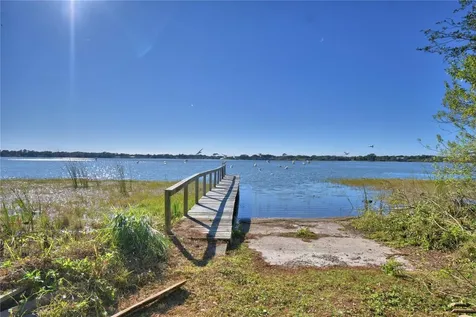 1935 Regina Drive Lake Alfred FL 33850