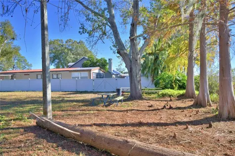 1935 Regina Drive Lake Alfred FL 33850