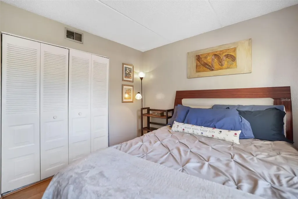 113 Woodlake Wynde Oldsmar FL 34677