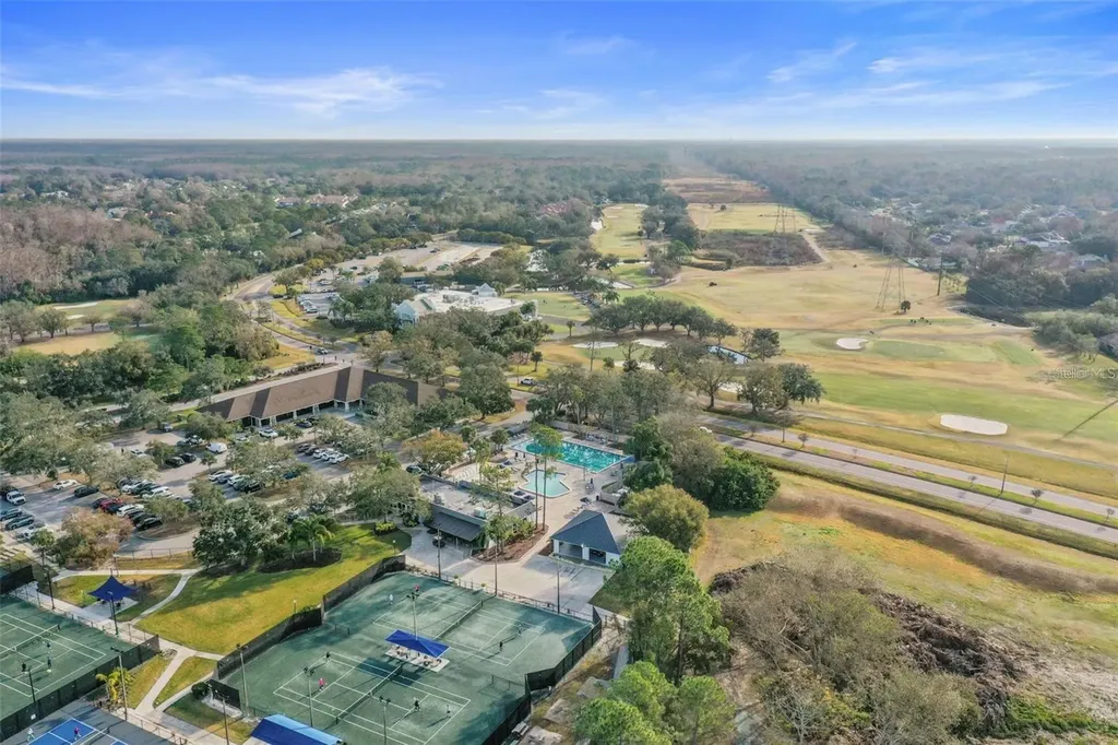 113 Woodlake Wynde Oldsmar FL 34677