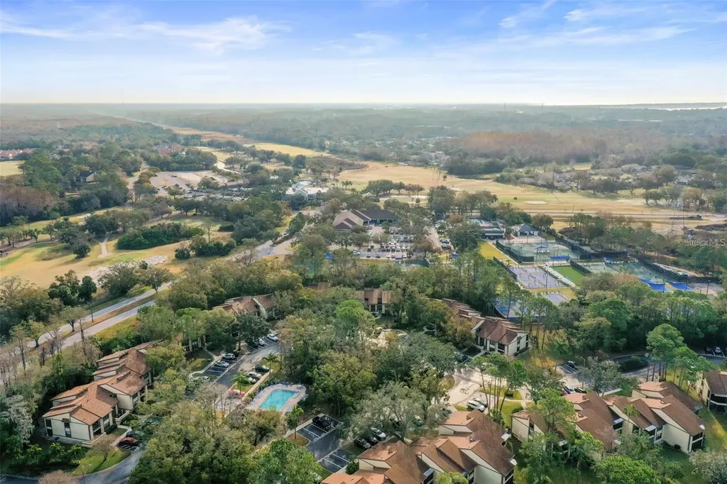 113 Woodlake Wynde Oldsmar FL 34677