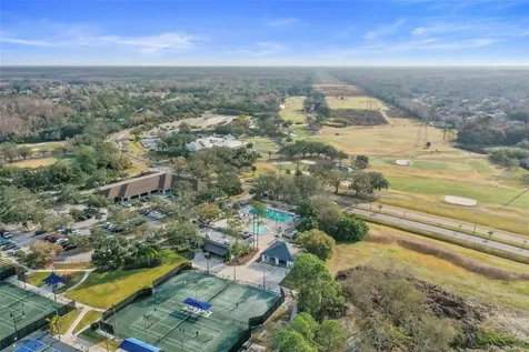 113 Woodlake Wynde Oldsmar FL 34677