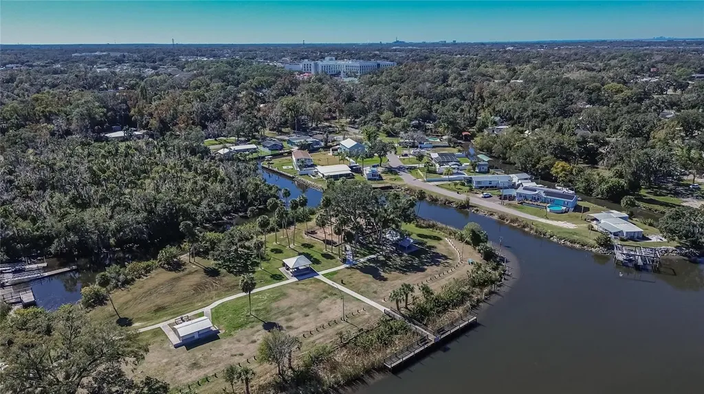 8615 Parkway Circle Riverview FL 33569