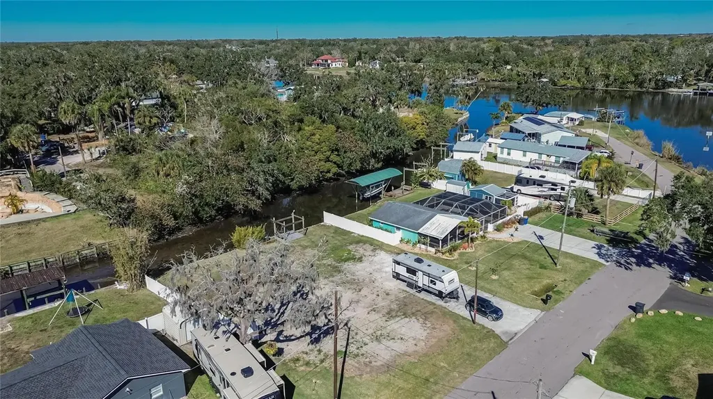 8615 Parkway Circle Riverview FL 33569