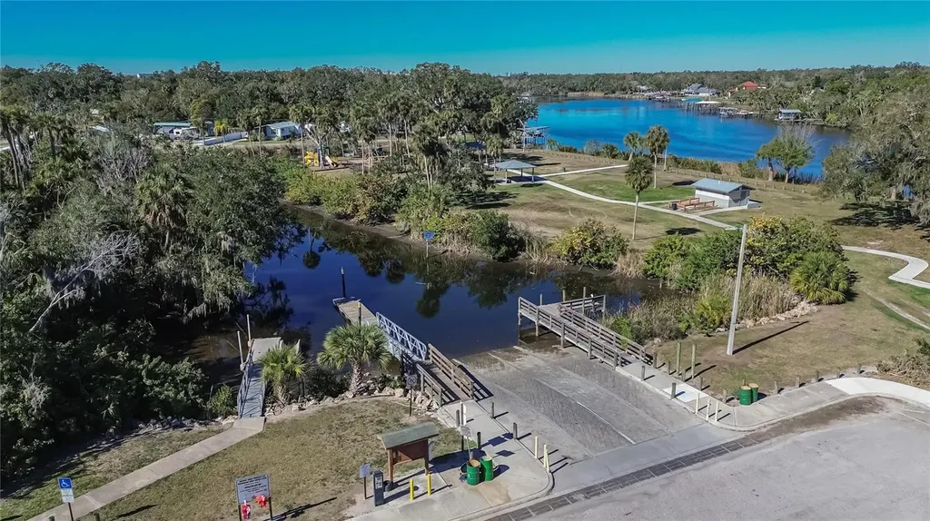 8615 Parkway Circle Riverview FL 33569