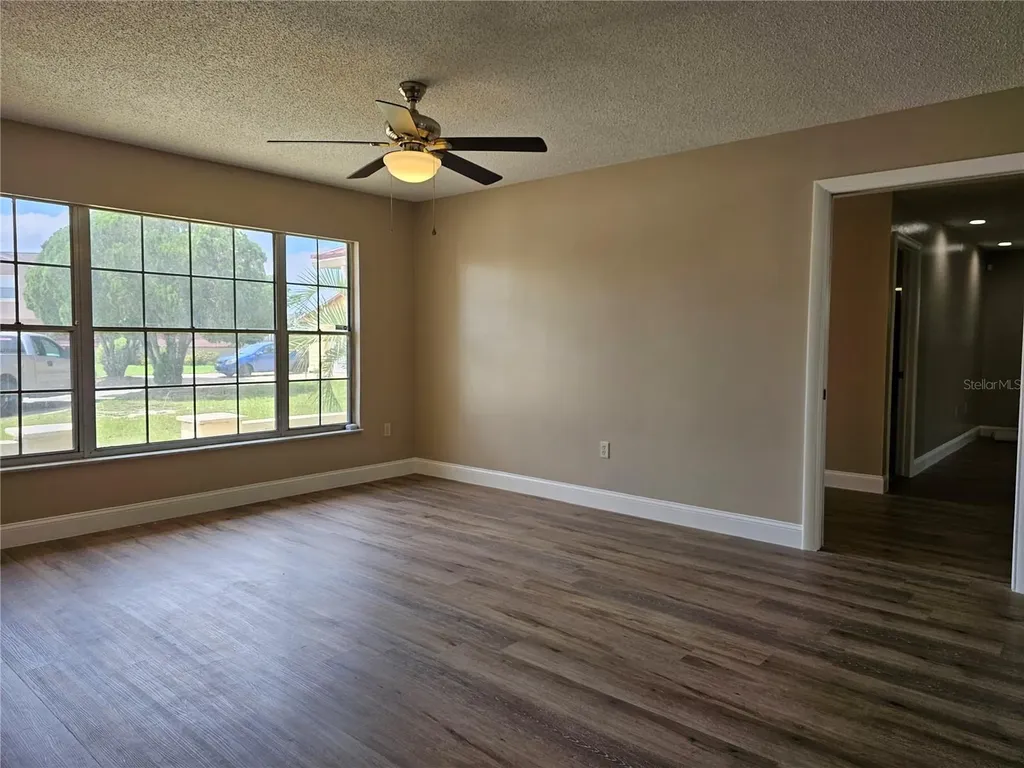 6623 Swyear Court Orlando FL 32818