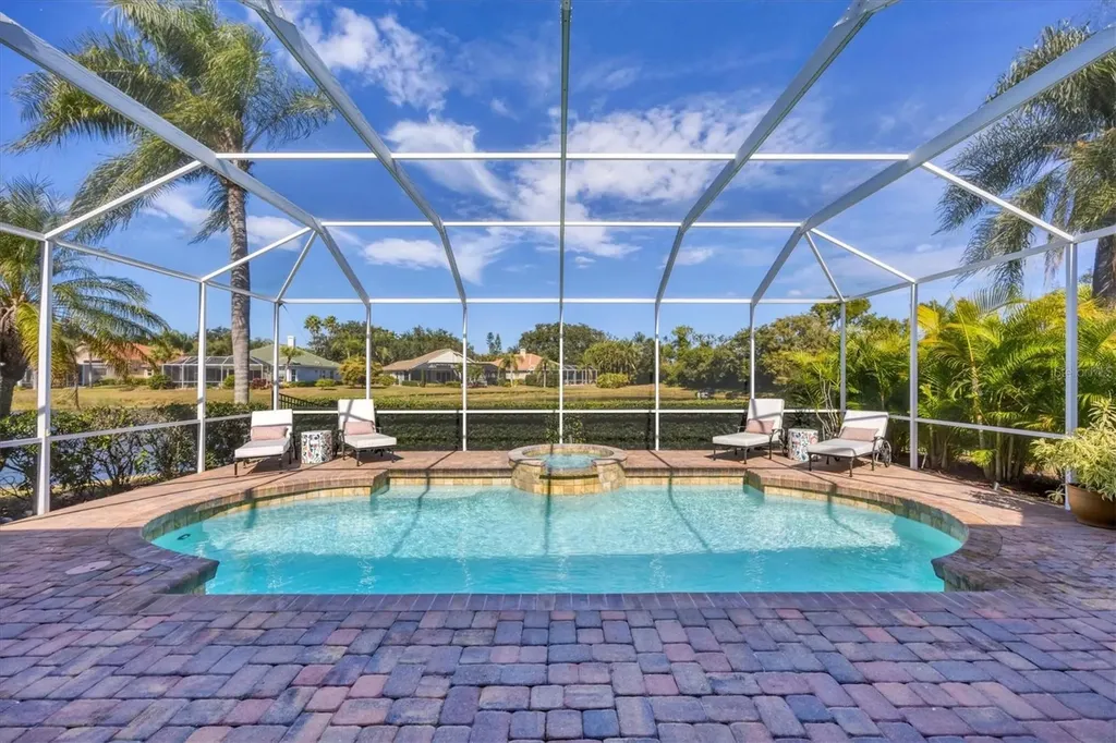 7331 Saint Georges Way University Park FL 34201